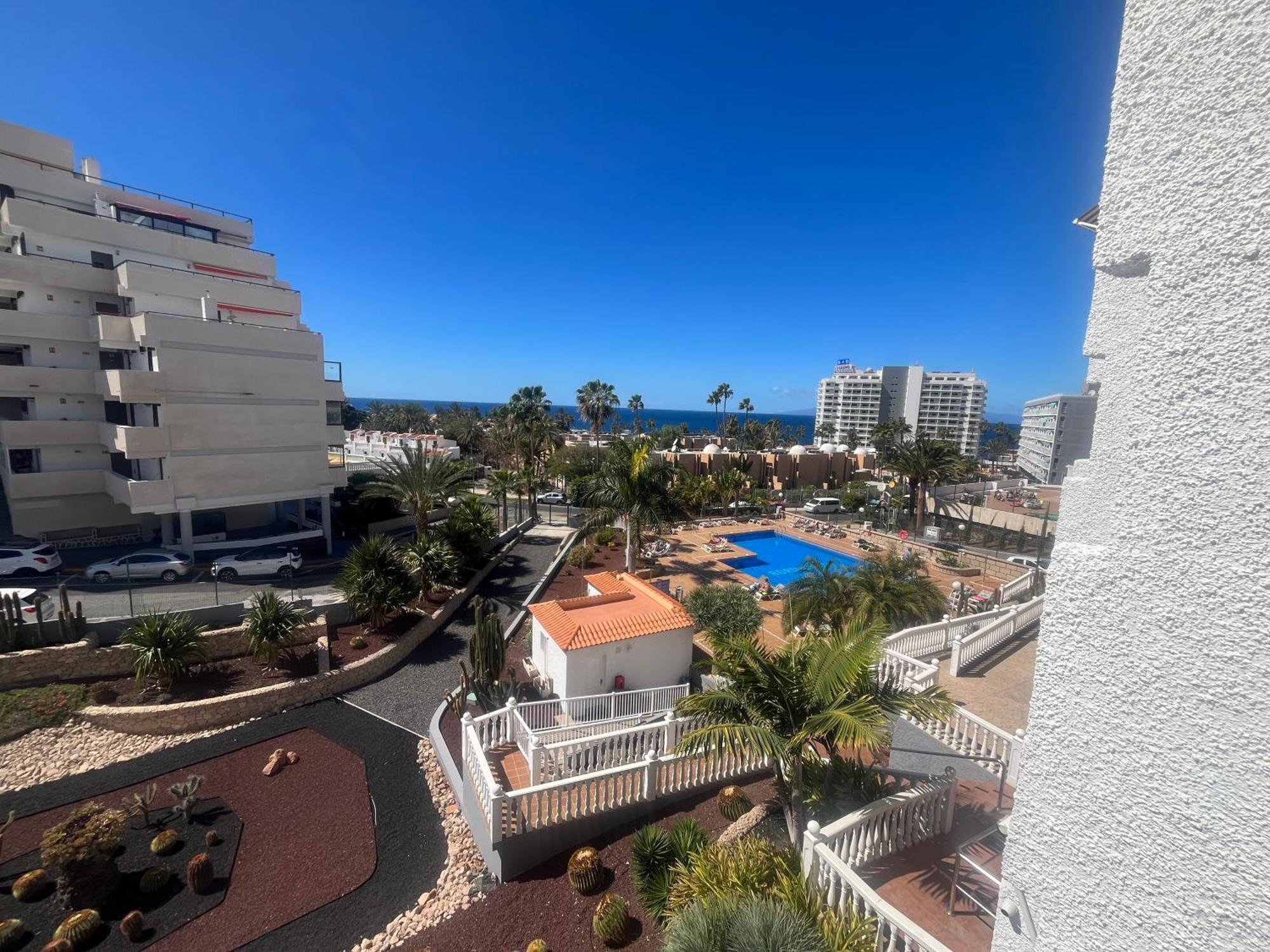Borinquen Sky Apartments Playa de las Américas Exterior foto